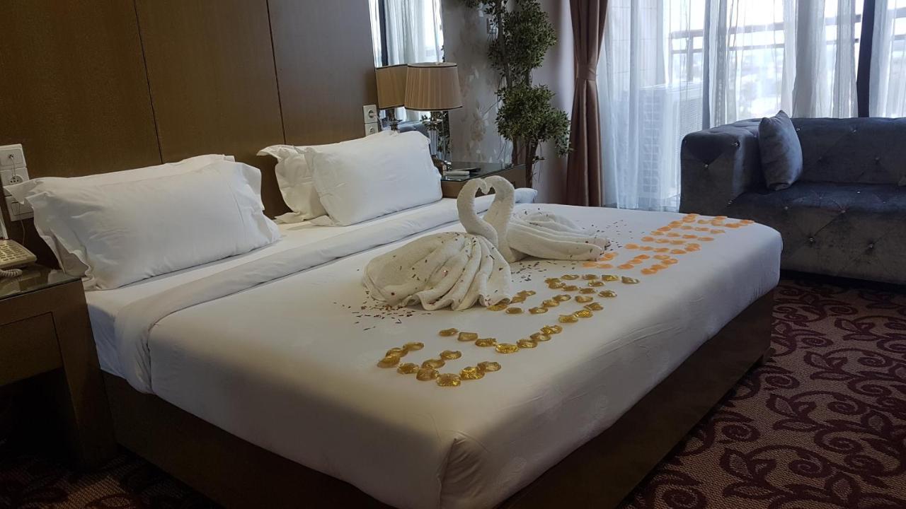Edmond Hotel Brazzaville Bagian luar foto