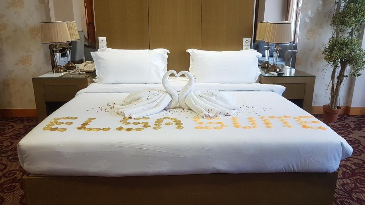 Edmond Hotel Brazzaville Bagian luar foto