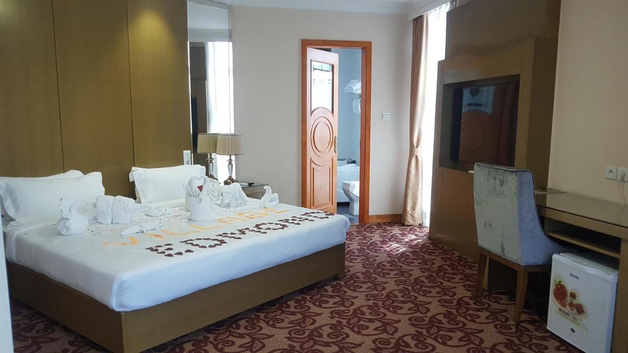 Edmond Hotel Brazzaville Bagian luar foto