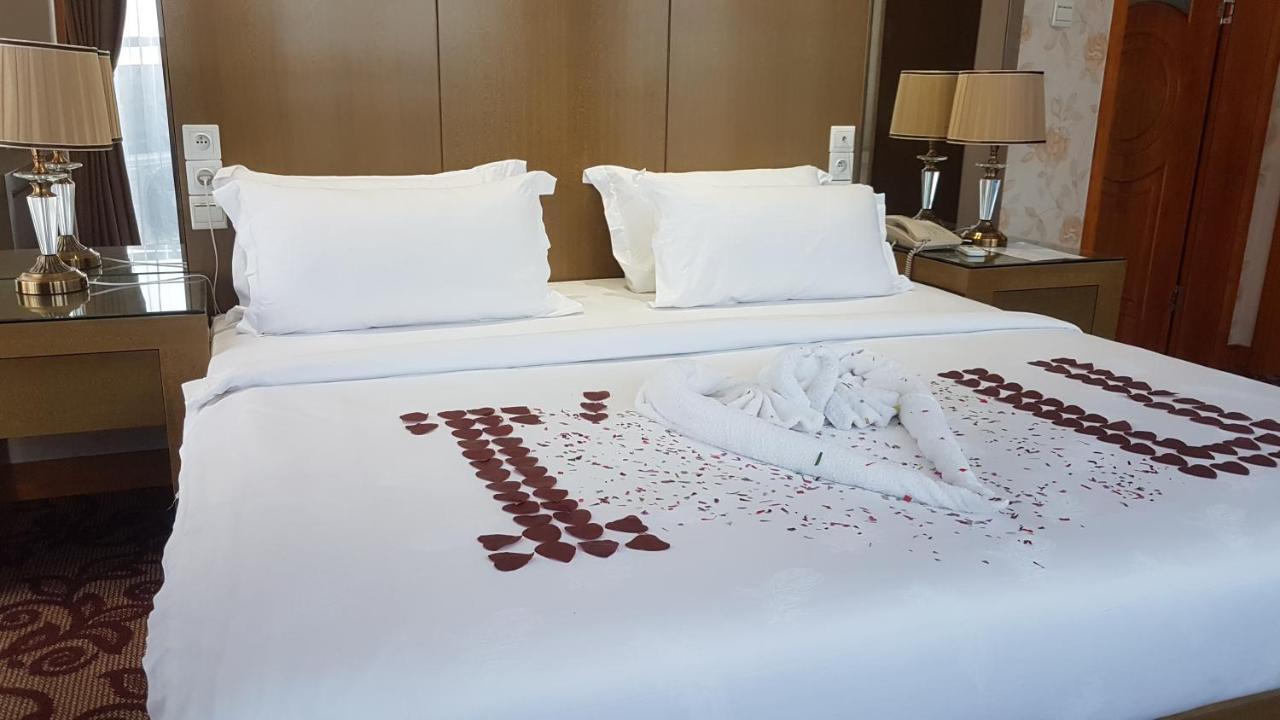 Edmond Hotel Brazzaville Bagian luar foto